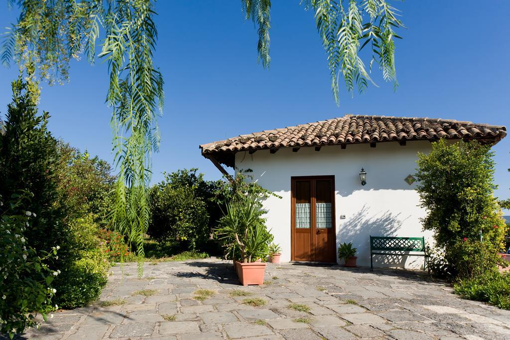 Orange Park - Agriturismo Misterbianco Exterior foto